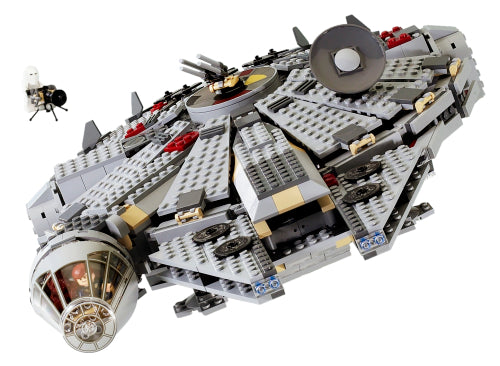 4504 Millennium Falcon (Redesign) chewbacca and r2 only