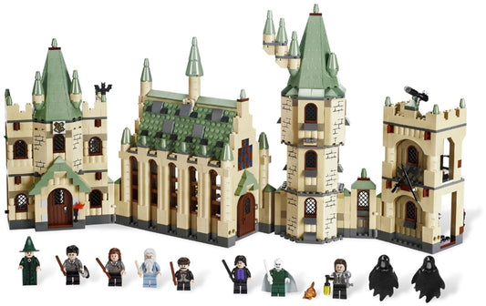 4842 Hogwarts Castle (4th edition)- missing 1 tower