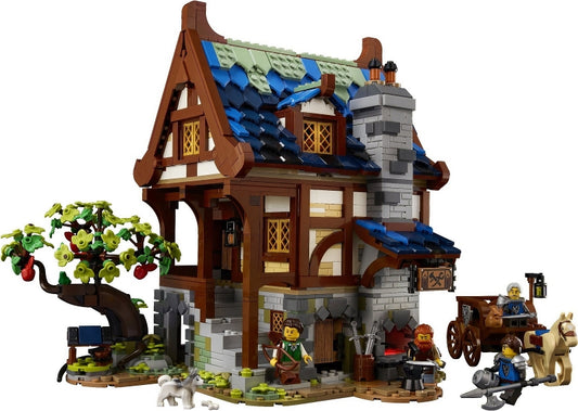 21325 Medieval Blacksmith- missing 3 figs and side build