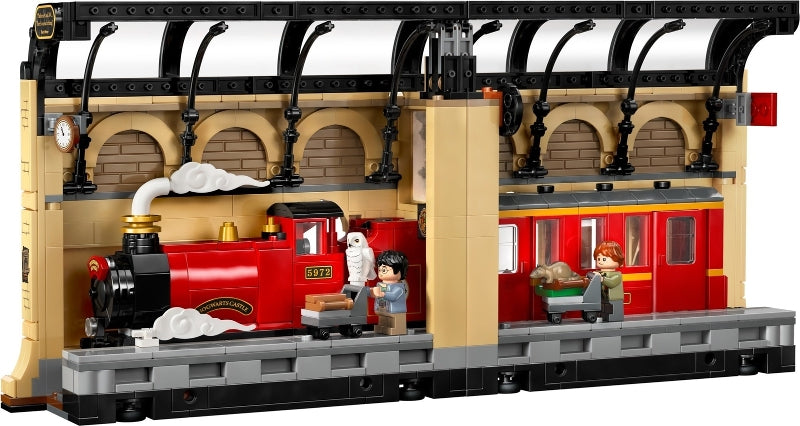76450 Book Nook: Hogwarts Express