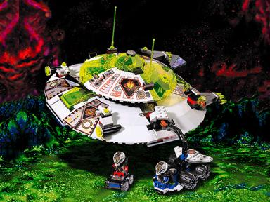 6975 Alien Avenger