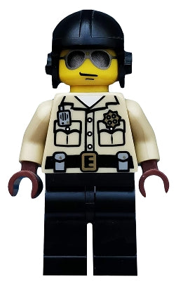 col022 Traffic Cop, Series 2 (Minifigure Only without Stand and Accessories)