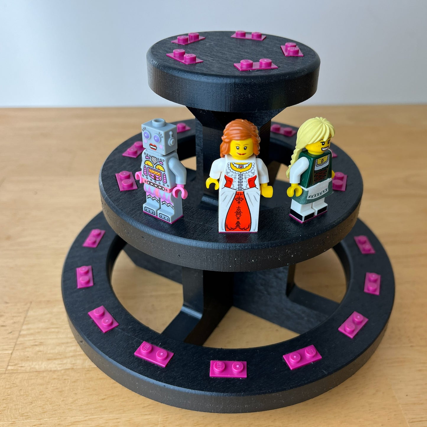 Round 3-Tier Display Stand - Magenta