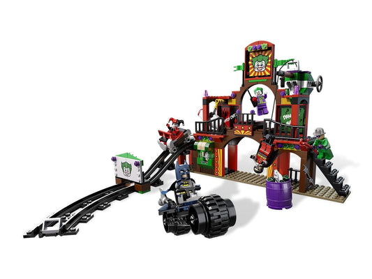 6857 The Dynamic Duo Funhouse Escape