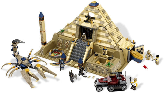 7327 Scorpion Pyramid missing human figs