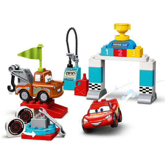 10924 Lightning McQueen's Race Day