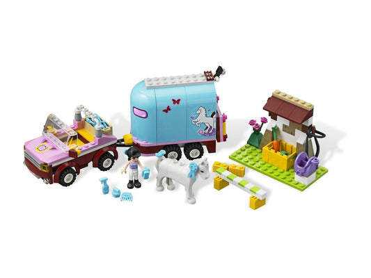 3186 Emma's  Horse Trailer