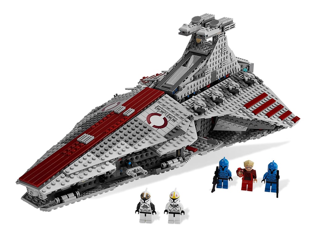 8039 Venator-Class Republic Attack Cruiser ,issing figs