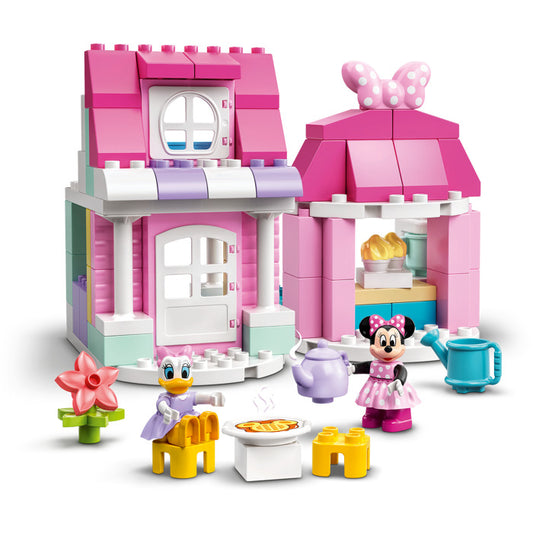 10942 Minnie's House and Café